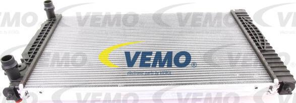 Vemo V15-60-5046 - Radiateur, refroidissement du moteur cwaw.fr