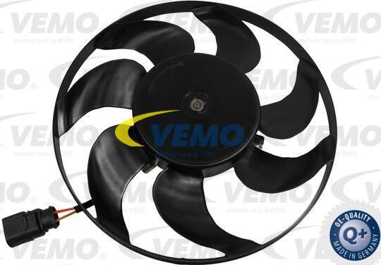 Vemo V15-01-1892 - Ventilateur, refroidissement du moteur cwaw.fr