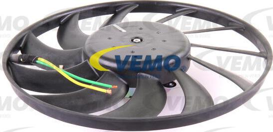 Vemo V15-01-1875 - Ventilateur, refroidissement du moteur cwaw.fr