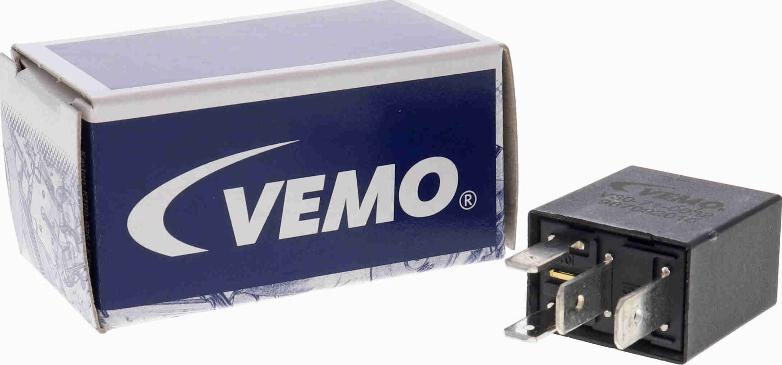 Vemo V30-71-0032 - Relais, pompe à carburant cwaw.fr